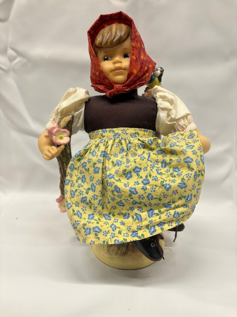 Vintage MJ Hummel Sitting Apple Tree Boy & Girl