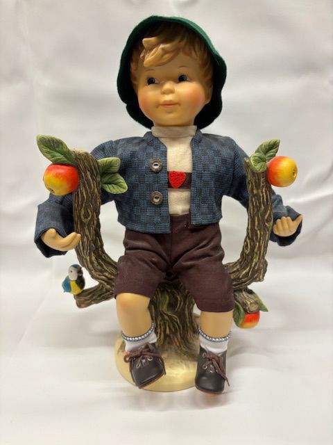 Vintage MJ Hummel Sitting Apple Tree Boy & Girl