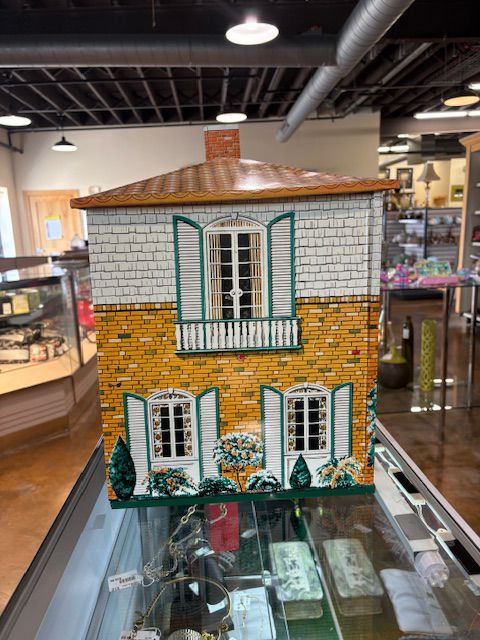 T Cohn Tin Dollhouse